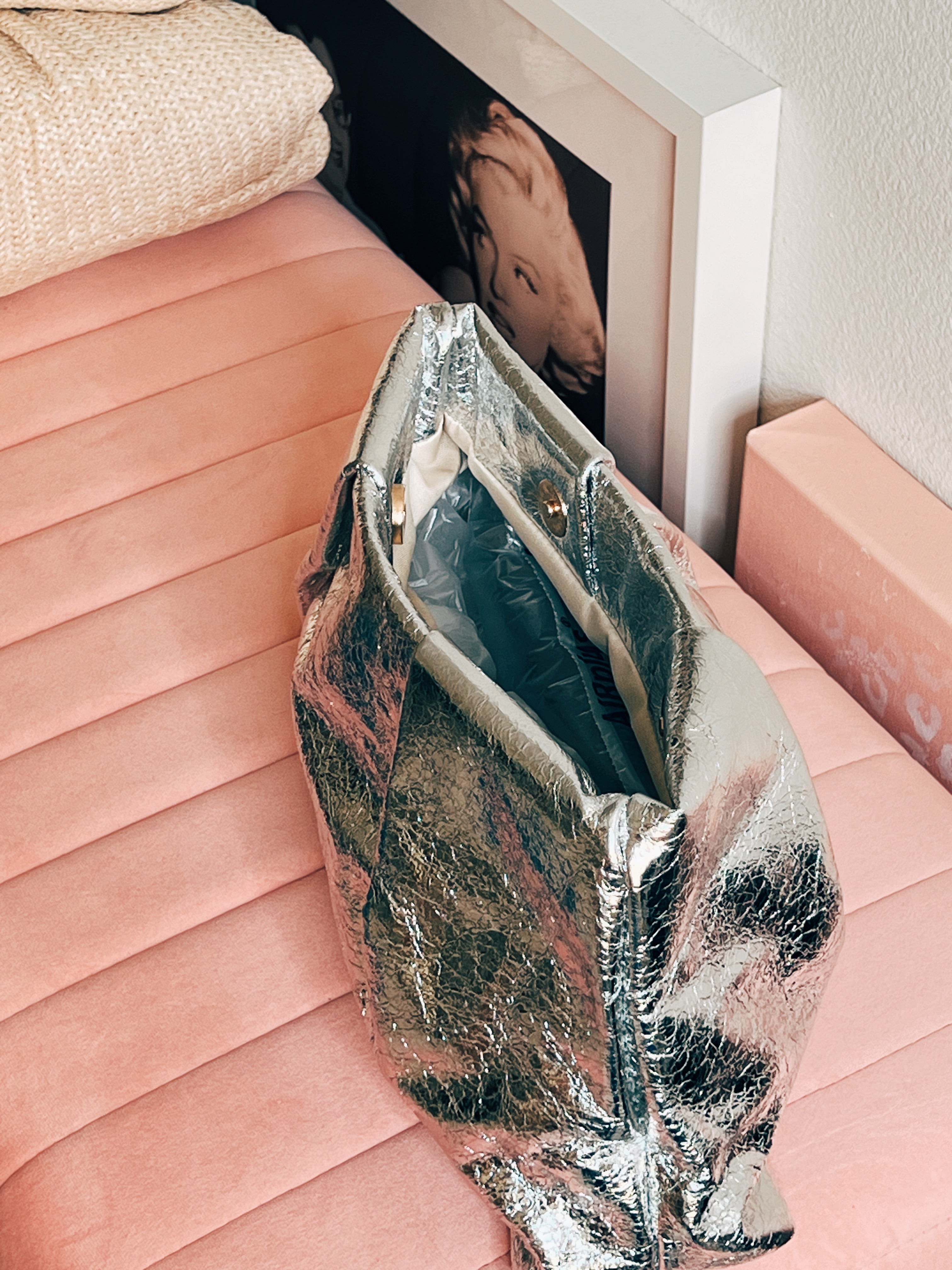 Metallic Clutch