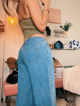 Load image into Gallery viewer, Boyfriend Denim
