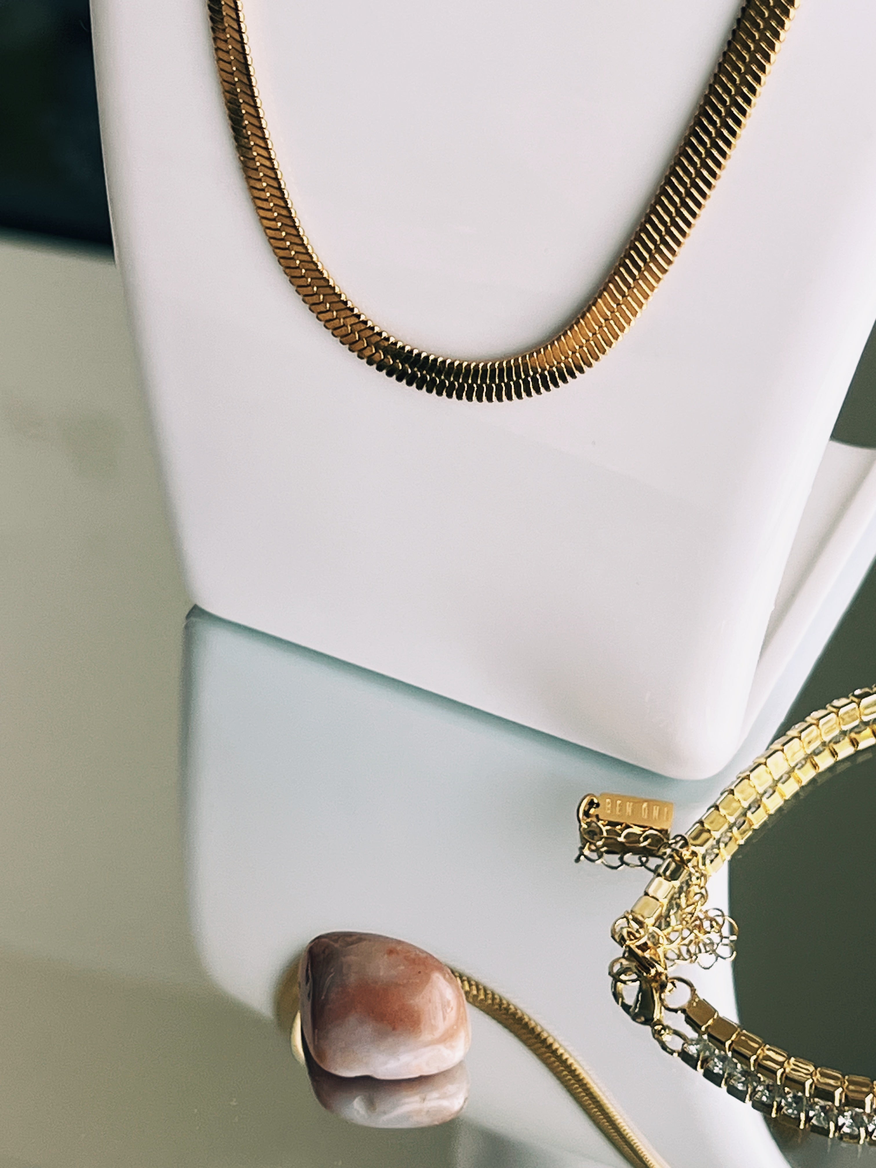 Maelle Bold Herringbone Necklace