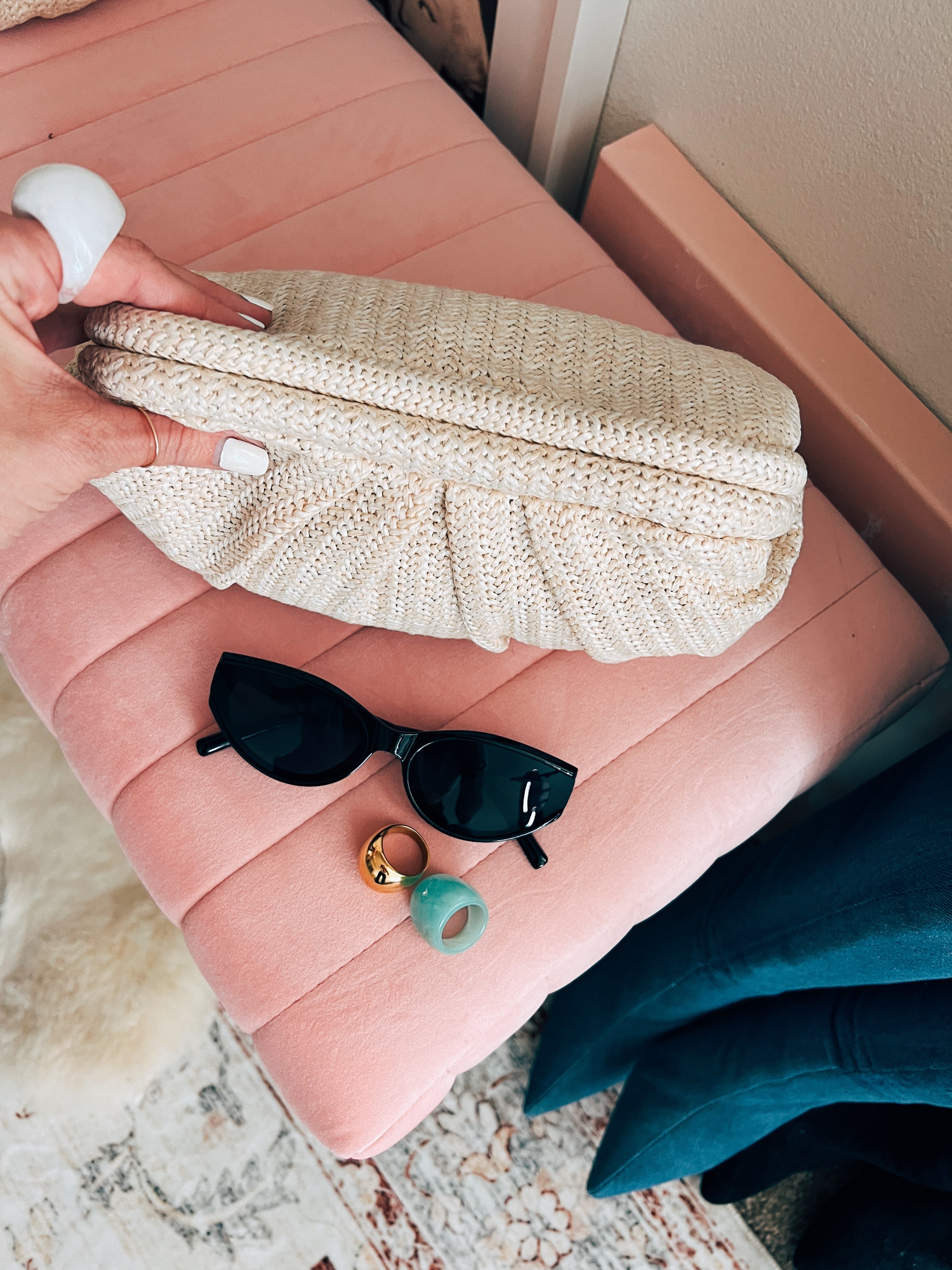 Grass Woven Clutch